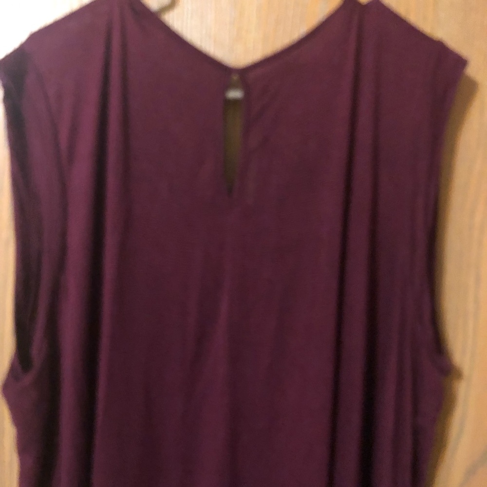 Plus size maroon flowy top